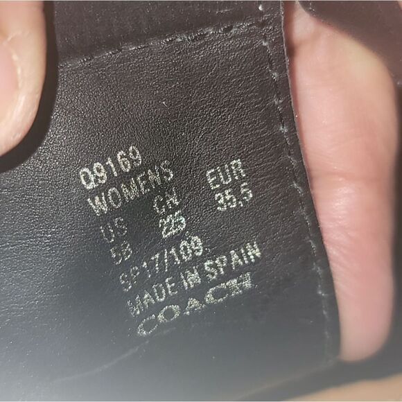 COACH Roccasin Cut Out Bootie Sz 5B Like NEW CONDITION - Picture 5 of 11